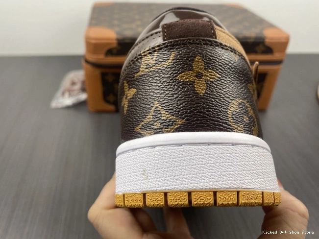 Kicked Out Shoe Store LOW x Air 1 AJ1 Off-Louis OW Jordan 0816